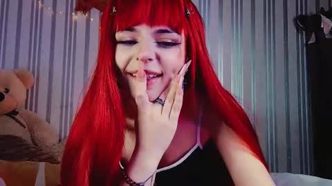 Snapshot of ariana_light chatting on July 28, 8:52 pm Ariana online show from July 28, 8:52 pm