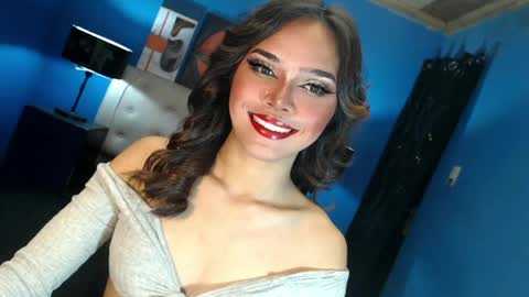Snapshot of ariana_queen_hugecock69 chatting on March 11, 6:47 pm Arian online show from March 11, 6:47 pm