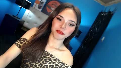 Snapshot of ariana_queen_hugecock69 chatting on March 14, 5:40 pm Arian online show from March 14, 5:40 pm