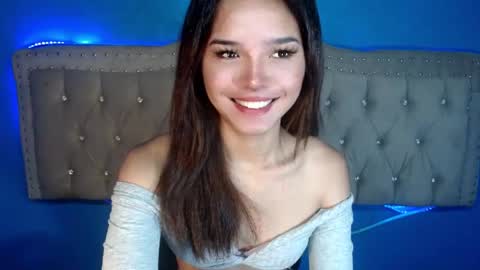 Snapshot of ariana_queen_hugecock69 chatting on April 13, 8:58 pm Arian online show from April 13, 8:58 pm