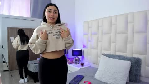  ariana  online show from October 2, 5:31 pm