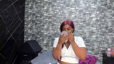 Ariana online show from October 18, 12:06 pm