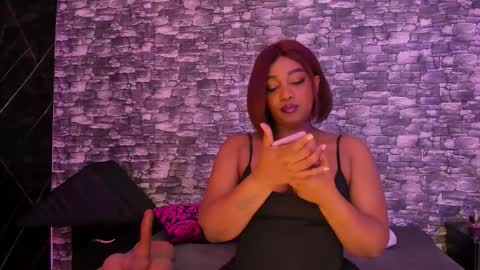 Snapshot of arianaablack chatting on March 3, 12:33 pm Ariana online show from March 3, 12:33 pm