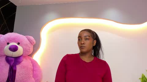 Ariana online show from June 16, 12:30 pm