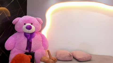 Ariana online show from June 25, 12:31 pm