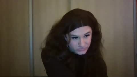 Snapshot of arianalopez98 chatting on December 14, 2:21 pm Ariana 3 online show from December 14, 2:21 pm