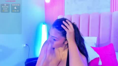 Snapshot of arianarougee chatting on July 15, 4:29 am ArianaRougee online show from July 15, 4:29 am
