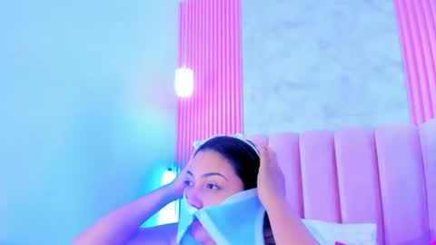 Snapshot of arianarougee chatting on July 18, 3:22 am ArianaRougee online show from July 18, 3:22 am