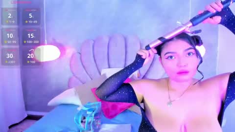Snapshot of arianarougee chatting on July 19, 10:30 am ArianaRougee online show from July 19, 10:30 am