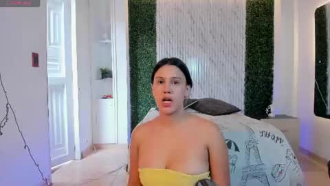 arianarouse  online show from July 25, 4:26 pm