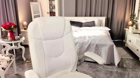 Ana online show from February 19, 11:28 am