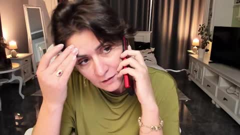 Ana online show from November 17, 1:28 pm