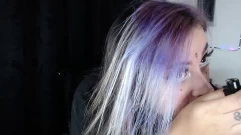 help me 100 hands up my OF is Free  online show from December 18, 12:06 am