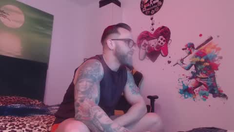 ariandeluna online show from January 6, 11:29 am