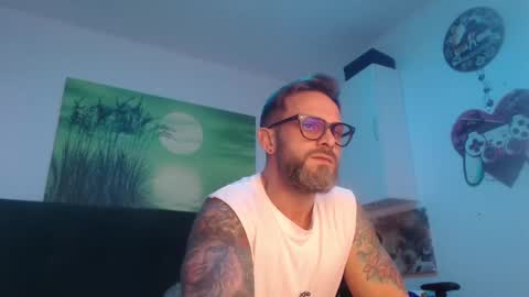 ariandeluna online show from January 8, 7:03 pm