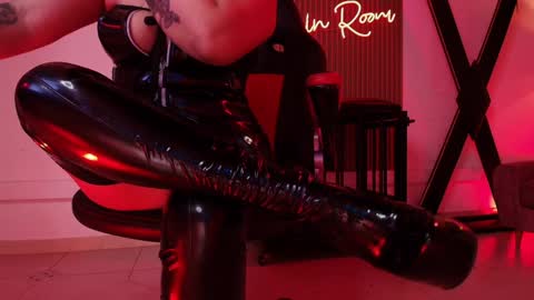 Arianna online show from January 4, 7:44 pm