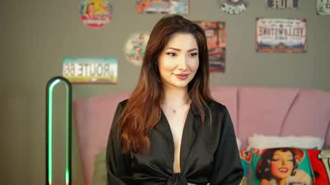 Snapshot of arianna_moonx chatting on May 14, 8:37 pm arianna_moonx online show from May 14, 8:37 pm