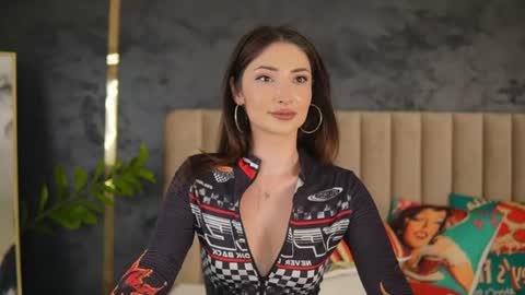 Snapshot of arianna_moonx chatting on July 28, 4:39 pm arianna_moonx online show from July 28, 4:39 pm