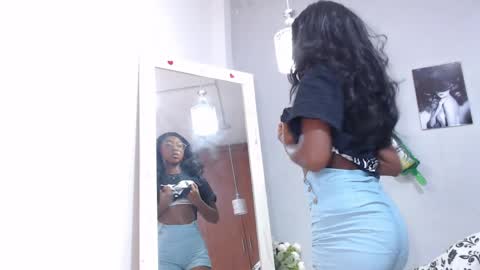 arianna rossi online show from March 26, 1:06 pm