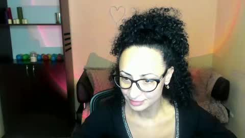 Snapshot of arianna_tifany chatting on December 12, 12:33 pm Arianna online show from December 12, 12:33 pm