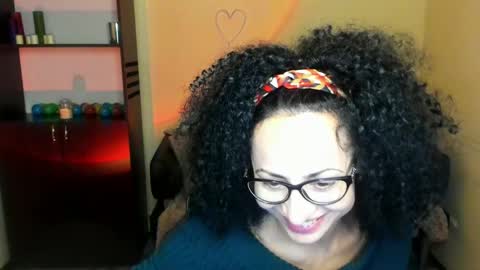 Snapshot of arianna_tifany chatting on December 15, 3:42 pm Arianna online show from December 15, 3:42 pm