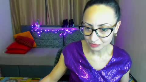 Snapshot of arianna_tifany chatting on December 31, 3:34 am Arianna online show from December 31, 3:34 am