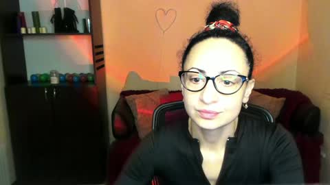 Snapshot of arianna_tifany chatting on January 8, 6:20 am Arianna online show from January 8, 6:20 am
