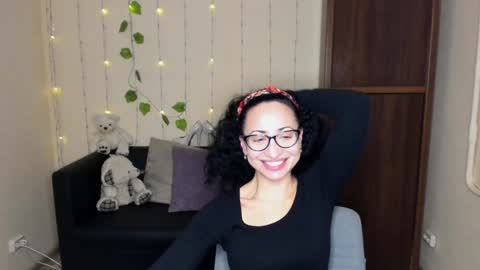 Snapshot of arianna_tifany chatting on January 21, 9:57 pm Arianna online show from January 21, 9:57 pm