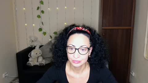 Snapshot of arianna_tifany chatting on January 22, 2:37 am Arianna online show from January 22, 2:37 am