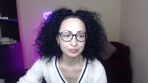 Snapshot of arianna_tifany chatting on January 29, 3:01 am Arianna online show from January 29, 3:01 am