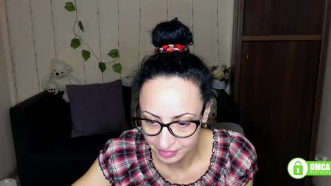Snapshot of arianna_tifany chatting on January 30, 3:51 pm Arianna online show from January 30, 3:51 pm