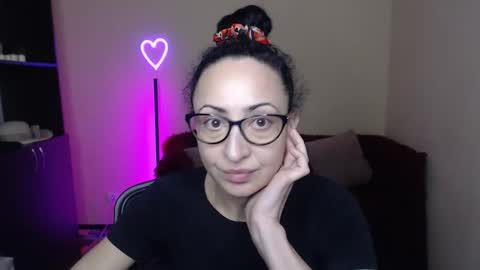 Snapshot of arianna_tifany chatting on January 31, 9:59 am Arianna online show from January 31, 9:59 am