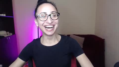 Snapshot of arianna_tifany chatting on February 1, 9:40 pm Arianna online show from February 1, 9:40 pm