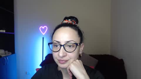 Snapshot of arianna_tifany chatting on February 5, 2:40 am Arianna online show from February 5, 2:40 am