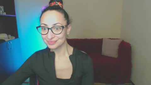 Snapshot of arianna_tifany chatting on February 11, 10:07 pm Arianna online show from February 11, 10:07 pm