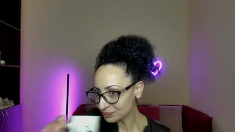 Snapshot of arianna_tifany chatting on February 27, 6:42 pm Arianna online show from February 27, 6:42 pm