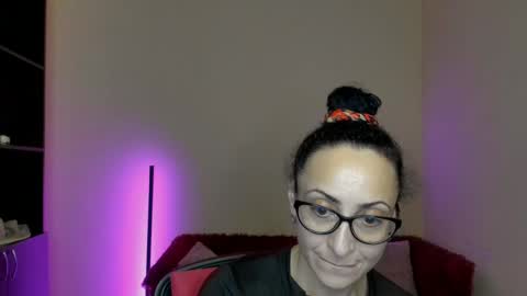 Snapshot of arianna_tifany chatting on February 28, 12:54 am Arianna online show from February 28, 12:54 am