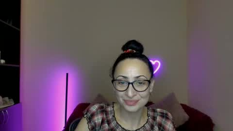 Snapshot of arianna_tifany chatting on March 2, 12:42 am Arianna online show from March 2, 12:42 am