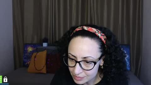 Snapshot of arianna_tifany chatting on March 4, 6:39 pm Arianna online show from March 4, 6:39 pm