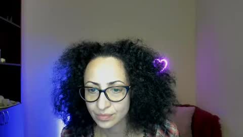 Snapshot of arianna_tifany chatting on March 9, 9:25 pm Arianna online show from March 9, 9:25 pm