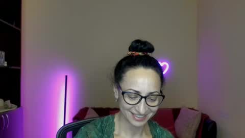 Snapshot of arianna_tifany chatting on March 11, 6:41 pm Arianna online show from March 11, 6:41 pm