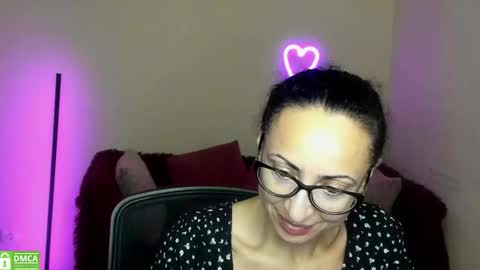 Snapshot of arianna_tifany chatting on September 18, 11:23 am Arianna online show from September 18, 11:23 am