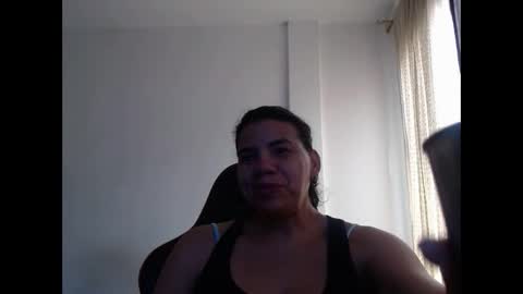 ariannaloovel online show from February 14, 6:40 pm