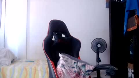 ariannaloovel online show from June 27, 5:18 pm