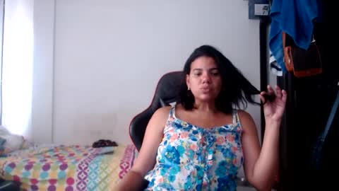 ariannaloovel online show from July 23, 3:32 pm
