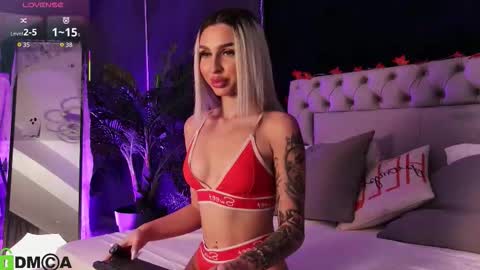 Arianna online show from November 1, 7:27 pm