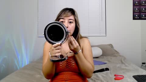 Arianna Pea online show from December 20, 4:53 am