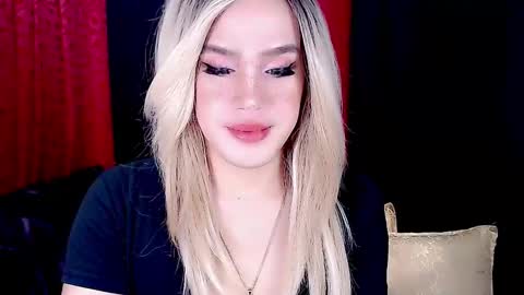 ARIANNE CUMS  online show from January 22, 11:32 pm