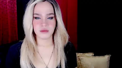 ARIANNE CUMS  online show from February 2, 10:57 am