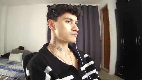 Snapshot of ariaskeylor04 chatting on March 19, 7:45 am Keylor online show from March 19, 7:45 am